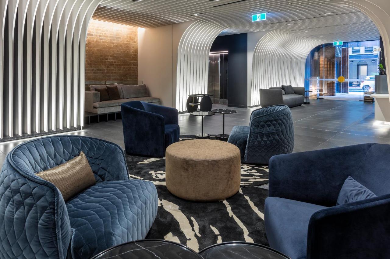 Skye Suites シドニー エクステリア 写真 The lounge at the airport